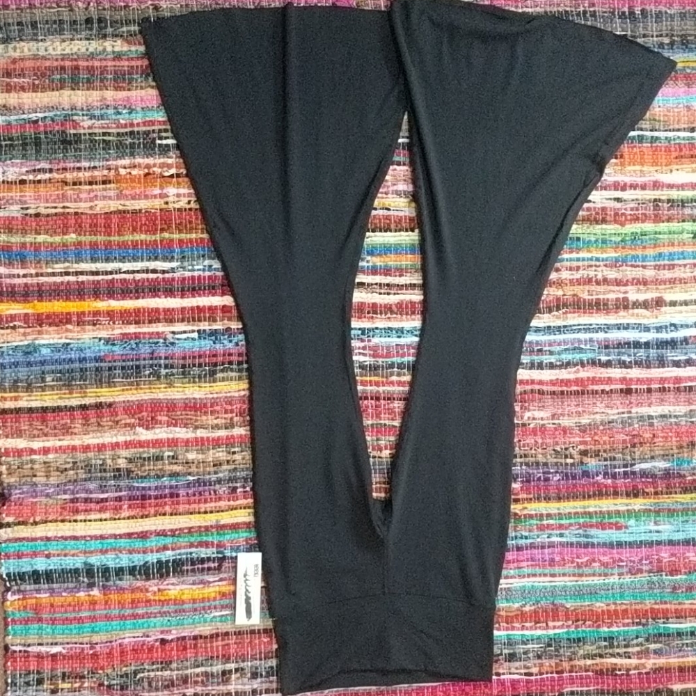 Black medium teeki bells